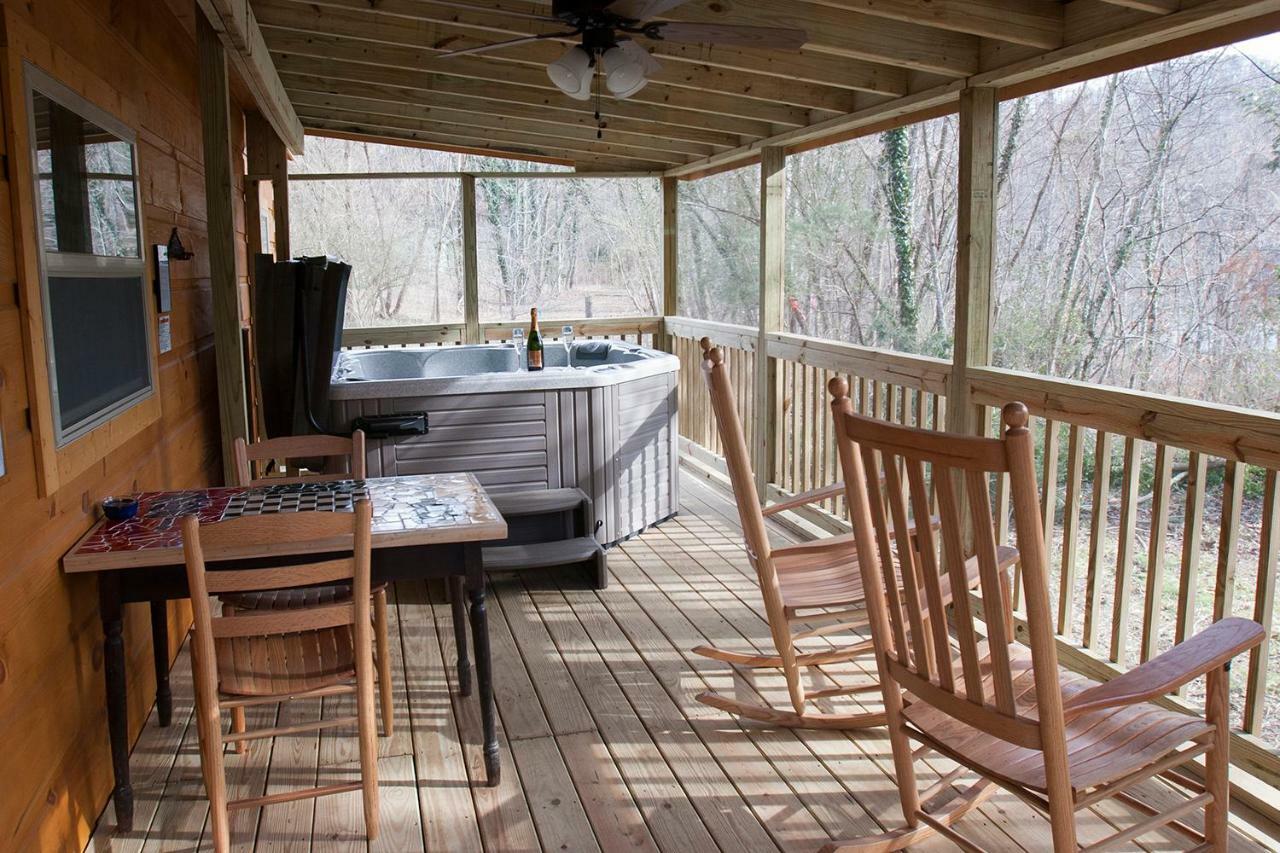 Villa Pine Gables Cabins Lake Lure Exterior foto