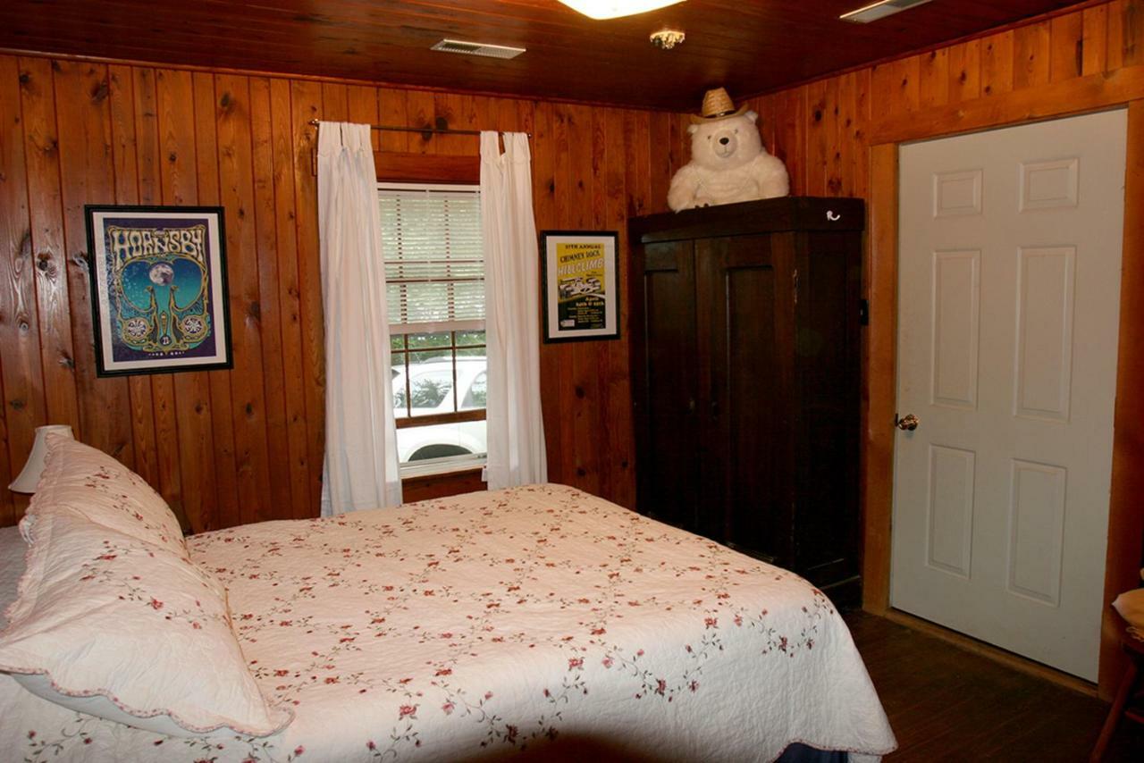 Villa Pine Gables Cabins Lake Lure Exterior foto