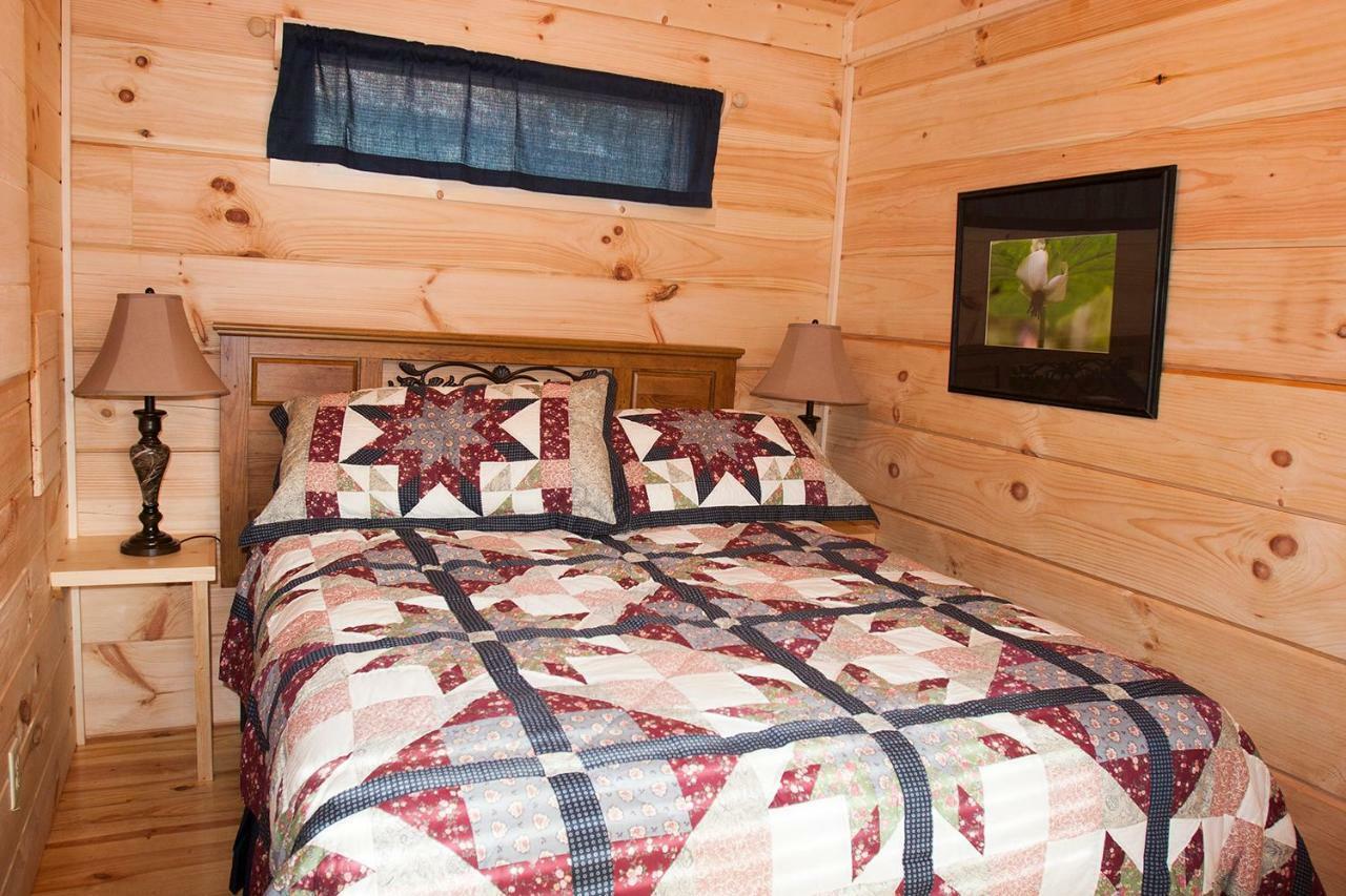 Villa Pine Gables Cabins Lake Lure Exterior foto