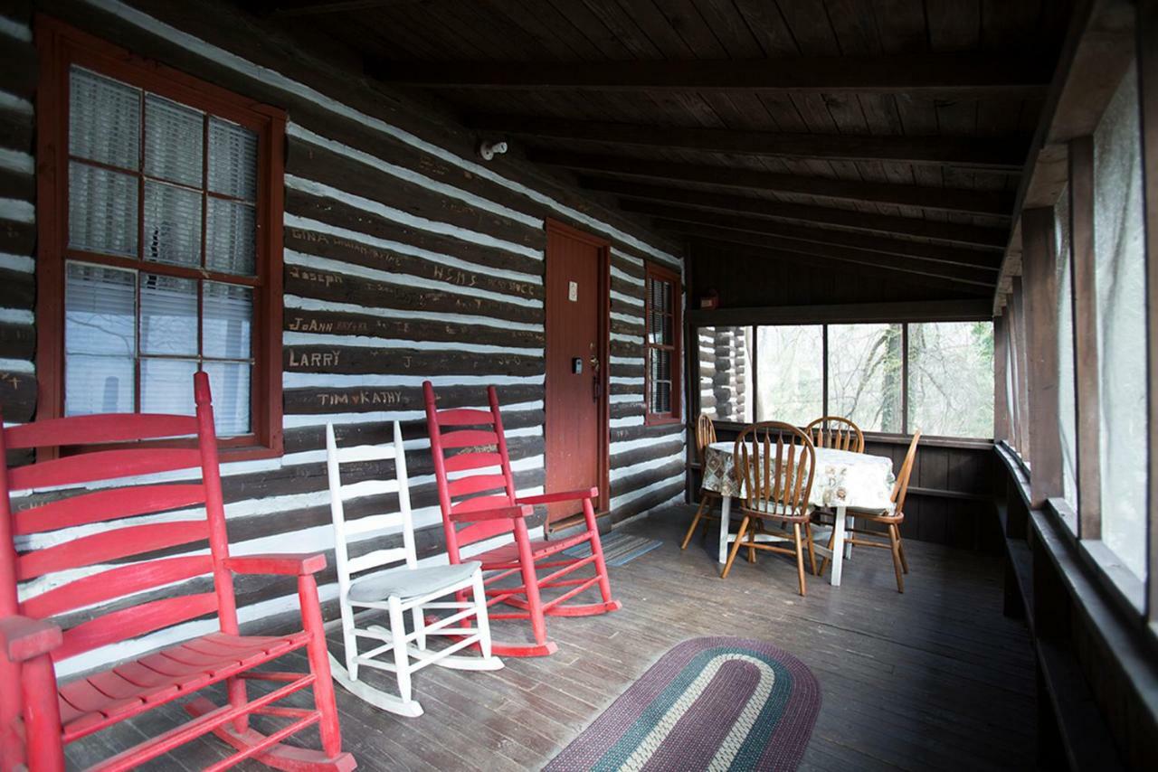 Villa Pine Gables Cabins Lake Lure Exterior foto